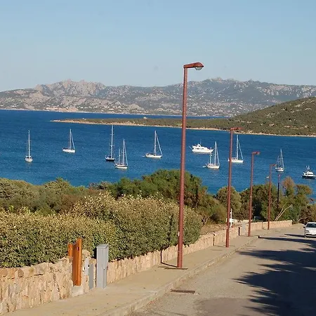 ル ヴィル レ サリーネ アパートホテル パラーウ