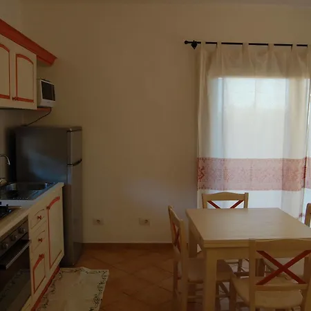 Le Le Saline Апарт-отель Палау